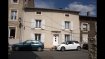 Maison Vente 6 chambres à Moyeuvre-Grande - 80 000 € Maison de village avec jardin à rénover. Centre du village, grande maison de 138 M2 composée initialement de 2 logements, avec cour intérieure et jardin. Combles aménagés. Grand cellier à l'extérieur.Pas de chauffage central , pas de garage.