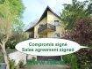 Maison mitoyenne Vente 5 chambres à Steinsel - 1 350 000 € Splendide Villa en situation idéale
avec Hall , Bureau , Living séjour avec coin cheminée, salle à manger,
Cuisine équipée avec Débarras
Deux Terrasses et sortie Jardin.
A l'étage Cinq chambres et deux salles de Bains,
Disponible de suite.
Ref agence :916844