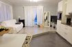 Appartement Vente 1 chambre à Luxembourg-Muhlenbach - 550 000 € LUXEMBOURG-MUHLENBACH
Dans complexe résidentiel de 2010, situé à la rue de Muhlenbach, bel appartement en excellent état situé au rez-de-chaussé, de 52 m2 et comprenant :
Hall d’entrée, WC séparé, living avec accès terrasse de 44,42 m2, cuisine équipée ouverte sur le living, une salle de douche avec -branchement pour lave-linge, une chambre à coucher, belle et spacieuse terrasse d’angle, une cave, un emplacement de parking,
triples vitrages, immeuble à basse énergie (B-B)
Actuellement loué à 1250 euros /mois + charges 170 euros/mois
Contact et visites Mme Nassim TOLOUI téléphone : 691 120 478