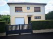 Maison Vente 3 chambres à Metz - 259 000 € Maison Individuelle Metz /Magny. Maison individuelle sur 2 niveaux 160m2Cette maisons se compose de 2 appartements 1 er étage : 3 chambres , salle de bain , wc , cuisine, salon séjour donnant sur un grand balcon avec accès au jardinRez de chaussé : 3 pièces , 2 chambres, séjour, cuisine, salle d'eau ,wc Garage fermé + emplacement + chaufferie terrain 5.51 ares Proximité de tous commercesAccès Rocade a proximitéA 10 mn du centre ville de Metz tout en étant à la campagne