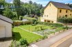 Terrain constructible Vente à Winseler - 150 000 € L'agence immobilière MaraMax s.àr.l vous propose en vente ce magnifique terrain à bâtir d'une contenance de +/- 2a 80ca, dans une rue calme et agréable à Winseler.
Mise à disposition des documents suivants:
- pass énergétique - projet terrain,
- plan cadastral parcelle 201/1326,
- évaluation d'un géomètre,
- plan d'architecte pour une nouvelle maison de +/- 180m².
Le terrain pourra uniquement être vendu sous condition que la maison en face sera sous compromis de vente avec accord bancaire!
Si la maison ne sera pas encore vendue, il y aura la possibilité de signer un contrat de réservation jusqu'au moment que la vente sera conclue.
Le terrain se trouve dans le périmètre constructible mais lors de la transaction il sera vendu comme jardin car pour être batissable il faut au préalable déposer la demande d'autorisation avec le projet auprès de la commune.
Pour plus d'informations par rapport à ce terrain, n'hésitez pas à nous contacter.