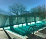 Location - Appartement à Bertrange prix : 1 300 € --- LOUE ---
--- RENTED ---
Vue imprenable sur les prés et la forêt de Leudelange !
Très bel appartement rénové et non-meublé situé au 6ème étage d'une résidence calme et soignée.
Ce bien se compose de :
- 1 belle chambre à coucher avec accès au balcon plein sud
- 1 hall d’entrée avec placard et 1 débarras-vestiaire
- 1 grand living de +- 24 m2 avec accès au balcon de 4 m2
- 1 cuisine équipée séparée
- 1 salle de bains avec WC
- 1 cave privative de +- 7 m2 accessible par ascenseur ou garage
- 1 séchoir commun au rez-de-jardin
- Stores électriques et emplacements sur le terrain de l’immeuble
- Possibilités de rejoindre le club piscine au rez-de-chaussée de la résidence
À proximité du centre-ville et à 15 min du Kirchberg, transports publics à 100m. Arrêt Bus ligne 6, station « vél’OH » et entrée d’autoroute A6.
A proximité directe du Delhaize, City Concorde et Bourmicht.
A 2 pas des promenades en forêt vers Leudelange et le long de la Pétrusse.
N'attendez plus, contactez-nous par:
EMAIL: info@gng.lu
TEL: 621 366 377
Découvrez toutes nos offres sur www.gng.lu