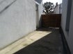 Appartement Location à Charmes - 460 € c.c. A 5 minutes de la gare à pieds, F3 entièrement rénové comprenant : Petite entrée, séjour, cuisine avec accès terrasse et garage, salle de bain (douche) avec toilettes, deux chambres. Garage un véhicule mais possibilité de sotcker vélos et salon de jardin. Chauffage central gaz