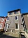Maison Vente 6 chambres à Moyeuvre-Grande - 235 000 € MAISON F7 CENTRE VILLE AVEC JARDIN. 25 MINUTES DE METZ / 25 MINUTES DE THIONVILLE / 35 MINUTES DU LUXEMBOURG (DUDELANGE)Maison de ville à rafraichir avec jardin sur sous sol total de type F7 (6 chambres) à proximité immédiate de toutes les commodités (commerces, écoles, santé et transport) comprenant :- Au rez-de-chaussée, un salon séjour de bonne proportion chauffé par un poêle avec cuisine équipée ouverte donnant accès à la terrasse et au jardin.- À l'étage, une salle d'eau avec douche et WC, 2 ème WC qui est individuel, deux pièces en enfilade pouvant être 2 chambres ou bureau et chambre.- Au 2 ème et dernier étage, un pallier dessert 4 chambres de bonnes surfaces, possibilité de faire une seconde salle de bains au besoin.- Au sous sol, l'accès y est possible par la maison ou par un accès indépendant par l'extérieur, il y comprend une pièce de rangement et une grande buanderie / chaufferie, il y a également un second accès au jardin par le sous-sol.L'ensemble des fenêtres est en double vitrage PVC avec les volets électriques, la maison est bien isolée par l'intérieur (reste à couvrir l'isolation par du placo), chauffage pompe à chaleur récent avec radiateurs, toiture en bon état, le rafraichissement concerne principalement l'habillage des murs et la réfection de certains sols, le devant de la maison est compris dans la parcelle de terrain de 303 M2 en tout, grenier isolé, stationnement gratuit en face de la maison.Honoraires à la charge du vendeurContact 03.87.524.524 pour plus d'informations ou pour visiter.