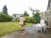 Maison jumelée Vente 2 chambres à Cosnes-et-Romain - 180 000 € Maison jumelée T4 d’environ 90 m² sur une parcelle de 4 ares entièrement plats.
RDC : Entrée, accès au garage, WC séparés, cuisine équipée neuve avec un accès à la buanderie, séjour-salon, avec ouverture sur une petite véranda donnant sur la terrasse arrière et le jardin
1Er étage : dégagement, deux chambres, salle de bains avec douche et WC
S/Sol : cave
Le chauffage au Gaz et sa chaudière datent de 2011 ainsi que l’électricité et toute la déco intérieure.
Un garage attenant à la maison ainsi qu’un car -port adossé à la maison.
Cette maison a été entièrement rénovée en 2011.
Toiture en fribro ciment
Travaux restants à prévoir : façade