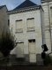 Maison Vente 2 chambres à La Chartre-sur-le-Loir - 97 200 € Maison 4 pièces. Maison de bourg sur deux niveaux indépendants comprenant au Rez-de-chaussée un local à usage de bureau : grande pièce, WC, salle d’archives, grande pièce, avec ouverture sur rue, coin aménagé d’un lavabo. Entrée séparée avec escalier menant au 1er étage donnant accès à un appartement comprenant : cuisine, salon/séjour, chambre, salle d’eau, wc. *Honoraires inclus charge acquéreur : 8.00% TTC (prix 90000.00 euros hors honoraires). N° portable : 0685994847, Activité exercée sous le statut d'agent commercial