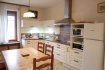 Maison jumelée Vente 2 chambres à Bouligny - 70 000 € Mandat de Vente N°2223
A découvrir, maison jumelée de +/- 70 m² sur 5,25 ares.
Elle se compose ainsi : Entrée, pièce de vie ouverte sur cuisine ( 27,77 m²), salle d' eau, 1 pièce cuisine d' été pouvant servir de buanderie (accès direct au jardin), wc, accès cave.
A l' étage : 2 chambres ( 14,40 m² et 12,70 m²).
Au 2ème : grenier aménageable.
Sous-sol : cave, buanderie, chaufferie, accès jardin. Beau jardin avec dépendances.
Garage 1Vl non attenant.
Informations techniques :
- Chauffage central Fuel
- Double vitrage Bois ( volets électriques en rdc + roulants à l' étage)
- Tout à l' égout
N' hésitez pas à nous contacter au 03.82.22.45.44.