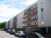 Appartement Vente 3 chambres à Hayange - 137 000 € HAYANGE, BEL APPARTEMENT DE TYPE F4, 3 CHAMBRES (74.77 M² HABITABLES), AU 3ème étage, COMPRENANT 1 HALL D'ENTREE, 1 SEJOUR, 1 CUISINE, ACCES BALCON, 2 DEBARRAS, 3 CHAMBRES PARQUET FLOTTANT, 1 SALLE DE BAIN, 1 DEGAGEMENT, 1 WC, 1 CAVE, 1 GARAGE
Ref agence : 6757