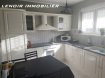 Maison mitoyenne Vente 3 chambres à Fontoy - 189 500 € Fontoy:
En plein centre ville, agréable maison de 95m² composée d'un grand hall d'entrée, une cuisine équipée, un salon-séjour de 27m², 3 belles chambres, une salle de bain carrelée avec baignoire, wc séparé. Terrasse de 18m². Cave, Buanderie, Garage. Pas de travaux à prévoir.
Honoraires charge vendeur inclus.
LENOIR IMMOBILIER : Vente, Location, Gestion, Estimation.
www.lenoir-immobilier.fr