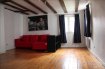 Appartement Location 1 chambre à Strasbourg - 470 € Dans un bâtiment ancien situé Rue Saint Nicolas, a proximité du tram, des commerces et écoles, venez visiter ce studio très lumineux. Au calme sur cour le studio se compose d'une pièce de vie pourvue d'un canapé lit et de placards, d'une kitchenette équipée (plaque, frigo et lave linge), d'une salle d'eau avec wc.Loyer : 470 ' + 35 ' charges Honoraires Agence charge locataire 195.00 'Votre Contact Virginie Diss 06 73 15 37 92
