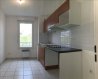 Appartement Vente 2 chambres à Lallaing - 137 000 € Vitrin'Immo vous propose proche des axes autoroutiers cet appartement dans un secteur calme.Celui-ci comprenant une entrée, un séjour, une cuisine équipée, 2 chambres,un wc individuel, une salle de bain avec un double vasque.Petit plus : situé au rez de chaussée, cet appartement vous offre un balcon exposé plein sud.Avis de l'agence : construction récente, aucun travaux à prévoir, on pose ses meubles!Quelques villes proches : Montigny en Ostrevent, Pecquencourt, Coutiches,...