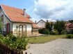 Maison Vente 2 chambres à Tucquegnieux - 87 000 € Nouveauté en exclusivité !
Proche commoditées, charmante maison mitoyenne d'un côté.
77m² hab sur 3 ares 86 ca de terrain clos et arboré avec places de parkings intérieur et dépendances.
Elle offre de beaux extérieurs et un intérieur avec quelques travaux...
Entrée, wc séparé, cuisine aménagée avec accès direct à sa terrasse et salon au rdc.
A l'étage 2 belles chambres et accès aux combles.
Au sous-sol, salle d'eau, buanderie et cave.
Lumineuse et bien exposée, elle sera vous séduire !!!
ISTACE NELLY 06.01.97.17.33
AGORA BRIEY 03.82.20.25.26