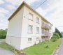 Appartement Vente 3 chambres à Thionville - 135 000 € Exclusivité ! Appartement de 72m2 avec balcon et garage -Thi. ** Sous Compromis ** N'attendez plus pour venir visiter ce bel appartement de 72m2 habitables à Thionville, proche de l'autoroute direction Luxembourg / Metz et de toutes commodités ! Il se situe au 1er étage d'une petite copropriété avec de faibles charges. Une entrée dessert la cuisine équipée séparée et le salon/séjour avec accès au balcon. 3 belles chambres et une salle de bain avec baignoire, meuble vasque ainsi qu'un wc séparé et un cellier sont à votre disposition. Pour plus de praticité, l'appartement dispose d'une cave privative et d'un garage fermé. Le stationnement se fait également facilement et gratuitement devant l'immeuble. L'environnement est calme et vous profiterez d'un arrêt de bus à quelques mètres du bâtiment. Agent commercial à Contacter : Amélie Giglio au 07.71.22.24.37 ou 03.82.53.52.94; par mail : agence@ccimmobilier.com. Dans le cadre de votre recherche, n'hésitez pas à consulter notre site www.ccimmobilier.com afin de voir toutes nos offres.