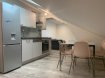 Appartement Location 1 chambre à Longwy - 750 € c.c. A LONGWY-HAUT A LOUER UN APPARTEMENT entièrement meublé de type F2 d'une superficie au sol de 60m² (LOI CARREZ 31M²) situé au deuxième et dernier étage.
APPARTEMENT DISPONIBLE A PARTIR FU 1ER NOVEMBRE 2025.
L'appartement est idéalement situé au centre ville proche de la PLACE DARCHE, à proximité de la frontière LUXEMBOURGEOISE ET BELGE.
LOYER 750€.
CHARGES MENSUELLES 40€.
COMPRENANT: Lélectricité et le nettoyage des parties communes, la redevance des ordures ménagères, une provision sur la consommation d'eau.
DEPOT DE GARANTIE 1500€.
FRAIS D'AGENCE 790€.
CONSISTANCE:
Une entrée dégagement, une cuisine équipée ouverte sur le salon, une chambre avec dressing, une salle de douche avec un cabinet de toilette.
CHAUFFAGE ELECTRIQUE.
DOUBLE VITRAGE.