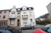 Maison jumelée Vente 5 chambres à Esch-sur-Alzette - 520 000 € Jolie maison libre de 3 cotés comprenant: rdch: : hall d'entrée, cuisine équipée avec sortie sur terrasse de +- 28m2, salon/salle à manger de +/- 30m2, WC séparé.
1er étage: hall de nuit, 2 chambres à coucher, dont une avec sortie sur petit balcon,
salle de bain.
2ème étage: hall de nuit, 3 chambres à coucher, accès au grenier.
Au sous-sol vous disposez d'une cave, buanderie, chaufferie et cave à vin.
Situation tranquille à quelques pas du parc Laval, piscine, écoles, lycées et toute autre commodités.
Remarques:
Maison avec dalles en béton.
Possibilité de louer un emplacement à l'arrière de la maison
Les surfaces et les superficies sont indicatives.
Nous sommes aussi disponibles pour les visites le samedi.
Selon la disponibilité des propriétaires.
Nous recherchons en permanence pour la vente et pour la location,
des appartements, maisons, terrains à bâtir etc pour notre clientèle déjà existante.
Achat éventuel par notre société.
N‘hésitez pas à nous contacter si vous avez un bien pour la vente ou la location.
Estimations gratuites.
Pour l‘obtention de votre crédit, notre relation avec nos partenaires financiers (banques luxembourgeoise) vous permettront d‘avoir les meilleurs conditions, inclus dans nos services gratuits.
Ref agence :881101