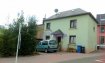 Maison mitoyenne Vente 3 chambres à Mertzig - 475 000 € New Keys vous propose cette maison à conforter sur un terrain de 4,46 ares située dans une rue tranquille et proche de toutes le commodités du village de Mertzig.Libre des 4 côtés, le bien se présente de la manière suivante:RDC-Hall d'entrée, -Cuisine équipée indépendante avec un petit débarras, -Living avec poêle-Salle de bain -WC séparé-Espace Buanderie 1er ETAGE -3 Chambres - accès à un grenier aménageable Pour compléter ce bien:- Atelier- Chaufferie, - Garage- Emplacement extérieur- Jardin clôturéToiture révisée en 2008, raccordement au gaz (chaudière Viessmann installée en 2016), double vitrage avec fenêtres PVC.Des travaux restent à prévoir. Prix à discuter.N'hésitez pas à nous contacter au 27 99 86 23 ou par mail info@newkeys.lu pour plus d'informations ou une éventuelle visite.Ref agence :5003185