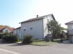 Maison Vente 3 chambres à Courcelles-sur-Nied - 259 000 € 20 MINUTES DE METZ. A 20 MINUNTES DE METZ : A REMILLY, Accés technopole en 15min, commune avec commerces et gare SNCF, au calme, belle et originale maison F6 de 143 m2 habitables + sous-sol et annexes aménageables. Composée d'une entrée, d'un salon séjour grande hauteur avec mezzanine, une belle cuisine équipée avec de grandes baies vitrées donnant sur une terrasse bien exposée, une chambre et une salle d'eau, à l'étage trois chambres dont une aménagée en dressing. Au sous-sol : un grand garage, une chaufferie (Pompe à Chaleur..) et une cave. En annexe : un autre grand garage avec possibilité d'aménager la partie supérieure à votre convenance. Un jardin clos aménagé avec piscine complète cette agréable maison.
PRIX : 259 000 €
AGENCE VENNER IMMOBILIER 03 87 63 60 09