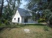 Maison Vente à Tilloy-lez-Cambrai - 445 000 € 10 MN centre ville CAMBRAI Pavillon individuel contemporain bâtie sur 1756 m² dans un environnement calme et agréable sur un terrain arboré comprenant : RDC : hall d'entrée, grand séjour, cuisine équipée, espace repas, 1chambre, cellier, w.c Etage : 1 grande chambre parentale avec SDB, 2 chambres, dressing, salle de bains, WC, bureau, espace détente, balcon Rez de jardin : chambre indépendante, salle de bains, WC, dressing grand garage, cave, buanderie, chaufferie, grande terrasse carrelée, jardin volets électriques, menuiserie alu, double vitrage, dalle chauffante en RDC, chauffage central gaz, portail automatisé. Prix : 445 000 euros