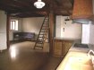 Maison Location 3 chambres à Reichshoffen - 697 € c.c. Maison de 110 m² comprend un grand séjour avec une cuisine américaine, 3 grandes chambres, une salle de bains avec une douche.Vous disposerez également d'un garage individuel et d'une cour fermée.Loyer : 647 euros par moisCharges locatives : 50 eurosDépôt de garantie : 647 eurosHonoraires charge locataire : 672,30 euros TTC dont honoraires état des lieux charge locataire : 90 euros TTC