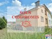 Maison Vente 3 chambres à Hayange-Marspich - 149 900 € Maison Marspich 5 pièce(s) 89 m2. A SAISIR ! GRAND POTENTIEL ! A RÉNOVER !Sur la commune d'Hayange Marspich, quartier calme proche de toutes commodités (écoles, transports, supermarchés, axes routier A30, A31), devenez propriétaire de cette charmante maison jumelée de 1952 à rénover de 89 m² habitable édifiée sur un terrain de 483m².Vous bénéficierez au rez de chaussé surélevé d'un salon de 17m² ouvert sur une cuisine offrant ainsi un espace de vie de près de 26m², avec possibilité d'ouvrir sur la vaste entrée de 10m² ; ainsi que d'une 1ere chambre de plus de 13m² et une salle d'eau de 5m² avec douche et 1 wc séparé.A l'étage, vous y trouverez 2 grandes chambres faisant respectivement 17m² et 13,50m² avec une hauteur sous plafond de 2m70.En complément, vous pourrez exploiter une pièce sous comble traversante de 29m² au sol à aménager selon vos besoins et envies, idéal pour y faire un espace dressing, ou suite parentale, salle de jeux, salle de bain, ou encore un bureau, ...La maison dispose d'un sous-sol complet composé d'un garage, de caves avec espace buanderie-chaufferie et espace de rangement , avec accès au jardin.Le jardin en grande partie clos offre un espace de plus de 330m² plat avec possibilité d'y agencer terrasse, espace potager, espace jeux, piscine, ...CHAUFFAGE GAZ : CHAUDIÈRE 2013 + CHAUFFE EAU 2018DV PVC + VOLETS ROULANTSTOITURE BON ETAT GÉNÉRAL + ISO LAINE DE VERREDALLE BÉTONTRAVAUX A RÉALISER : ÉLECTRICITÉ + RÉNOVATION INTÉRIEUR GLOBALEFA à charge vendeurMarie PETITFRERE : 06 95 67 68 76
