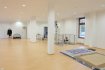 Bureau Location à Luxembourg-Limpertsberg - 5 500 € Luxembourg-Limpertsberg, avenue du Bois, bureau à louer en excellent état, entièrement rénovée et comprenant : Rez-de-chaussée : surface de 140 m2, entrée avec porte blindée, alarme, grand local open space, possibilité de cloisonner pour plusieurs postes de travail, kitchenette équipée séparée, WC, sous sol: grande cave/archives de 60 m2. Un emplacement de parking à l'extérieur.
Libre de suite Idéal pour bureau et profession libérale
Restauration interdite
Honoraires d'agence: 5.500€ HTVA
Contact et visites : Mme Nassim TOLOUI, téléphone : 691 120478