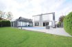 Villa Vente 4 chambres à Luxembourg-Rollingergrund - 2 400 000 € Superbe Villa, libre des 4 cotés, située dans une rue calme de Strassen, avec accès immédiat à toutes les commodités, tels que: commerces et supermarchés, restaurants, écoles primaires et lycées, école européenne, axes autoroutiers etc
Construite en 1952 et totalement rénovée avec finitions de haut standing, ce bien se trouve dans un état impeccable et ne nécessite d'aucun travaux majeur
Connexions internet et Tv / audio dans toutes les pièces
Sauna
Volets électriques
Aspirateur central
La composition est la suivante :
Rdch sur élevé :
- hall d'entrée ( tous les accès surveillés par alarmes et cameras )
- bureau ou dressing / vestiaire
- living et salle à manger avec deux cheminées ( bois et gaz ), ainsi qu'un accès au jardin et terrasse ainsi qu'à la piscine
- cuisine ouverte totalement équipée avec ilot centrale
Entresol :
- Wc séparé
- chambre à coucher ou bureau
1er étage :
- 2ème chambre à coucher ( accès balcon )
- salle de douche / Wc
- suite parentale avec salle de bain / douche et sauna ( accès balcon )
2ème étage
- grenier aménagé en bureau ou home cinéma, pouvant servir également en chambre avec sa salle de douche privative
SS :
- caves
- buanderie
- cave à vin
- salle des machines
- garages pour 2 à 3 voitures
Pour de plus amples informations, contactez notre agent au +352.661.17.10.06
Visites sur Rv du lundi au samedi