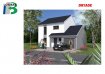 Maison individuelle Vente 3 chambres à Dornot - 312 000 € Pour nos créations à étage, le principe est de disposer de plus de surface habitable sans occuper plus de terrain. Nous pouvons ainsi délimiter la partie jour de la partie nuit. On accède à cette partie nuit par un escalier qui dessert l’ensemble des pièces. Nos constructions partent généralement d'une forme géométrique simple de type rectangulaire ou carré, mais il est facilement possible de la personnaliser suivant vos aspirations en y aménagent une chambre voir un bureau en partie basse, ou bien encore aménager les combles au-dessus du garage. Maisons LOTIBAT la référence
le terrain de 40 ares est très arborés et surmonté d'une Toure la GLORIETTE de 1700 ans