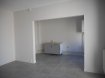 Maison Location 3 chambres à Caudry - 630 € c.c. MAISON DE VILLE ENTIEREMENT RENOVEE COMPRENANT ENTREE VASTE SALON SEJOUR OUVERT SUR CUISINE CELLIER ETAGE 3 CHAMBRES SALLE DE BAINS GRANDE COUR SANS VIS A VIS CHAUFFAGE CENTRAL GAZ LOYER 600+20 EUROS PROVISION SUR TOM TOTAL LOYER 620 EUROS