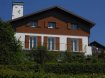 Maison Vente 5 chambres à Gérardmer - 392 000 € MAISON VUE LAC PLEIN SUD ET VUE LAC . Maison très bien entretenue des années 70 . 170 m2 sur sous-sol , salon/séjour,cuisine, 5 chambres , grand garage sur 1700 m2 de terrain. Endroit calme . Prix : 392 000 * *Honoraires à la charge du vendeur