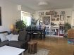 Appartement Vente 2 chambres à Hesperange - 585 000 € Très bel appartement récemment rénové dans un style très cosy, au sein d'une résidence de 1975 en très bon état ( aucun travaux de co-propriété à prévoir, chaudière de 2017, toiture entièrement révisée et fond de réserve de +- 5.000€ )
Situation très calme, rue circulation uniquement les résidants, mais proche de tous commerces, restaurants et surtout aux transports en commun
L'appartement se compose comme suit:
- hall d'entrée avec armoires encastrés
- living avec coin repas
- cuisine équipée de 2014 avec accès balcon
- salle de douche
- Wc séparé
- 2 chambres à coucher (la deuxième chambre est une chambre pour enfant)
- garage 1 voiture et parking extérieur devant garage pour 1 voiture
- cave privative
- jardin en commun divisé en parcelles privatives
En très très bon état
Pour de plus amples informations, contactez notre agent au 661.17.10.06
Visites sur Rv du lundi au samedi