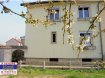 Maison jumelée Vente 3 chambres à Conflans-en-Jarnisy - 109 000 € REF 3982 Maison Jumelée type F5 de 75.69 m² sur 5.10 ares sans gros travaux.
Petite véranda d'entrée, couloir avec placard distribuant sur une cuisine équipée, pièce à vivre avec cheminée décorative, salle d'eau avec wc + lave mains et douche.
Étage : 3 chambres sur parquet flottant, salle de bains (baignoire, un lavabo). un grenier aménageable.
Sous-sol : garage, pièce à usages divers, buanderie, chaufferie.
A l'extérieur : beau jardin avec coin terrasse, une dépendance.
D.V. PVC O.B. avec volets roulants.
Chauffage central gaz de ville.
Isolation complète extérieur par bardage.
Pour un simple renseignement ou une visite plus approfondit contactez ROGER 03.82.20.83.73. à LA CENTRALE IMMOBILIÈRE JARNY
sur RDV du LUNDI au SAMEDI.
DPE E
GES F