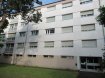 Appartement Vente 2 chambres Le Ban Saint-Martin - 99 507,2 € BAN SAINT MARTIN - 58A ROUTE DE PLAPPEVILLE -
Dans une copropriété entretenue et arborée, au 4ième et dernier étage sans ascenseur, appartement 3 pièces de 73 m². Lumineux et spacieux, ce bien se compose d'une entrée, d'un salon-séjour, d'une cuisine, d'un cellier, de deux chambres, d'une salle de bain et d'un wc. Le logement dispose également d'une cave et d'un parking.
Chauffage collectif.