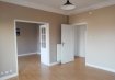 Appartement Vente 1 chambre à Moulins-lès-Metz - 144 100 € Appartement Moulins Les Metz 3 pièce(s) 78.23 m2. Appartement sur moulins les Metz, proche de toutes les infrastructures et de l'axe autoroutier.
Il se compose d'une grande cuisine aménagée d'un salon séjour double une grande chambre, possibilité d'une seconde salle d'eau et wc. Cave. Chauffage individuel gaz.
Pas de travaux à prévoir.