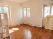 Appartement Location 2 chambres à Volmerange-les-Mines - 870 € c.c. Au 1er étage, appartement F4 d'environ 82 m2 habitables dans petite résidence de 4 appartements:
Entrée carrelé, grand salon/séjour lumineux sur parquet d'environ 33 m2, 2 chambres sur parquet d'environ 13-1' m2, cuisine séparé équipée récente (vitro, four et hotte), SdB entièrement carrelé (fenêtre, baignoire, WC, branchement machine à laver et chaudière)
Chauffage individuel gaz;
DV PVC blanc
Tout à l'égout
Pas de charges mais le locataire devra ouvrir ses propres compteurs (eau, elect et gaz)