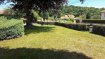 Maison Vente 3 chambres à Briey - 199 000 € A Briey, quartier résidentiel, maison individuelle cadastrée sur 9a38ca, 2 très grands garages, sous sol complet..Elle se compose d'une entrée, toilette, salon séjour très lumineux avec un poêle à granules, une cuisine équipée offrant un accès terrasse, à l'étage deux belles chambres, salle de bain à remettre au goût du jour, deux petits combles aménagable en dressing par exemple..En sous sol 1 chambre à raffraichir, 1 petit studio offrant une grande baie vitrée avec accès jardin, il existe un point d'eau, il pourrait être utilisé et aménagé pour recevoir de la famille..Les menuiseries sont récentes et volets électriques, chaudière gaz.
