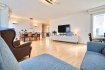 immohub, votre partenaire immobilier à Sanem, a le plaisir de vous présenter en exclusivité cet appartement disponible à la location : cet appartement offre 3 chambres à coucher, une salle de bain avec baignoire et douche, un WC séparé, 2 balcons, grand séjour, cuisine équipée indépendante, cave privative et deux emplacements intérieurs.

Ce bien développe une surface habitable d'environ 113 m2 et se compose comme suit:

R+2 (HSP : 2,57 m)
-Hall d'entrée et Hall de nuit : 11,80 m2 avec interphone et 2 garde-robes intégrées
-WC séparé : 1,92 m2
-Double séjour : 33,16 m2 avec accès balcon I
-Balcon I orienté sud : 7,34 m2
-Cuisine équipée indépendante : 11,45 m2
-Chambre I / Bureau : 9,00 m2
-Chambre II : 11,62 m2
-Chambre III : 15,72 m2 avec accès balcon II
-Balcon II orienté ouest : 6,00 m2
-Salle de bain : 7,36 m2 avec lavabo double vasque, douche, baignoire et WC
-Débarras / Buanderie : 3,45 m2

Le bien se complète par une cave privative de 6,85 m2 et de deux emplacements intérieurs.

Informations complémentaires :
-Année de construction : 2000
-Chauffage au gaz / Radiateurs
-Triple vitrage / Châssis PVC / Volets électriques / manuels
-Electroménagers Cuisine : SAMSUNG / AEG , plan de travail en granit
-Deux emplacements de parking intérieur
-Classe énergétique : C/E
-Charges mensuelles : 350 €
-Disponibilité : mi-décembre 2026
-16 unités

Informations importantes :
-Animaux non autorisés 
-Appartement non-fumeur

Mobilier inclus :
-Chambre I : Rangement en hauteur
-Chambre II : Armoire
-Chambre III : Armoire et Miroir
-Cave : Rangement pour chaussures et armoire de rangement

Conditions de location :
-Durée du contrat : 12 mois avec reconduction tacite 
-Disponibilité : mi-décembre 2026
-Loyer mensuel : 2500 €
-Charges : 350 €
-Assurance risque locatif obligatoire
-Garantie locative : 2 mois de loyer (virement bancaire)
-Frais d'agence : 1 mois de loyer + TVA (partagés entre bailleur et locataire) 
-Occupation maximale : 2 personnes / couple avec 1 enfant

Pré-sélection des candidats :
Si cet appartement vous intéresse, merci d'envoyer votre dossier comprenant : 
-Contrat CDI
-Trois dernières fiches de paie
-Carte d'identité et carte de sécurité sociale