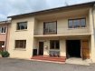 Maison mitoyenne Vente 3 chambres à Cosnes-et-Romain - 239 500 € A VENDRE A VEAUX WARNIMONT (COMMUNE DE COSNES-ET-ROMAIN) MAISON MITOYENNE A RENOVER D'UNE SUPERFICIE HABITABLE DE 146M² SUR 4 ARES 93 CENTIARES.
COMPRENANT: une entrée dégagement, une cuisine semi équipée, un salon salle à manger, une salle de douche, un WC avec un lave mains, une buanderie, un cellier.
A l'étage, un dégagement, 3 chambres dont une avec un balcon d'environ 8m².
Un grenier.
CHAUFFAGE AU FIOUL.