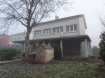 Maison individuelle Vente 5 chambres à Lexy - 240 000 € PAVILLON individuel (1974) de 110 m² comprenant
- RDC / GARAGE 2 voitures, bueau, 1 CHAMBRE + SALLE de DOUCHE + w-c
RDC surélevé : CUISINE accès à l'étage, SALON-SEJOUR cheminée, SALLE de BAINS, w-c indépendnat, 2 CHAMBRES de 11,12 mé + BUREAU de 8 m
- dans les combles : 5ème CHAMBRE + espace bureau.
Chauffage individuel au gaz (4ans) toiture refaite il y a 7 ans, tout à l'égout, toutes les fenêtres PVC ..
L'ensemble sur une parcelle de 7 ares
