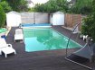 Maison Vente 3 chambres à Courcelles-sur-Nied - 265 000 € 20 MINUTES DE METZ. A 20 MINUNTES DE METZ : Accés technopole en 15min, à proximité commerces et gare SNCF, au calme, belle et originale maison F6 de 143 m2 habitables + sous-sol et annexes aménageable. Composée d'une entrée, d'un salon séjour grande hauteur avec mezzanine, une belle cuisine équipée avec de grandes baies vitrées donnant sur une terrasse bien exposée, une chambre et une salle d'eau, à l'étage trois chambres dont une aménagée en dressing. Au sous-sol : un grand garage, une chaufferie et une cave. En annexe : un autre grand garage avec possibilité d'aménager la partie supérieure à votre convenance. Un jardin clos aménagé avec piscine complète cette agréable maison.