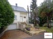 Maison mitoyenne Vente 2 chambres à Strassen - 1 050 000 € Maison à vendre sise à la route d'Arlon à Strassen Description:- 5ares 73ca- 120m2RDCH - Chambre - Salon avec balcon - Cuisine individuelle- WC séparé1 étage- 2 chambres à coucher (possibilité d'agrandir les chambres)- Salle de bain Sous-sol- Cave- Garage - Chauffage- Accès au jardin Grenier non-aménagé 24m2Maison à rénoverDisponible de suite Ref agence :1213101