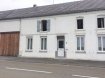 Maison Vente 3 chambres à Berlaimont - 220 500 € Maison Berlaimont 7 pièce(s) 141 m2. Proche forêt, produit rare!! Corps de ferme comprenant partie habitation de 141m² avec entrée, salon, salle à manger, wc, buanderie, cuisine. A l'étage: palier desservant 3 chambres. Grenier avec un potentiel aménageable de 70 m².Dépendances: box, sellerie, grange, atelier, étable, 2 garages, carport. Terrain clos et arboré.
DPE: en cours