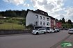 Maison mitoyenne Vente 6 chambres à Taben-Rodt - 440 000 € Tempocasa Mondorf-les-Bains vous propose une maison de charme, très ample avec son intérieur soigné, qui vous offre une vrai vie de famille avec ses grands volumes. Conviendrait aussi pour la location en faisant plusieurs appartement.
La maison se compose ainsi:
- Hall d'entrée
- Cuisine équipée ouverte avec accès terrasse
- Séjour
- Salle à manger
- 6 chambres
- 3 Salles de bains
- 3 WC séparés
- 1 bureau
- Grenier
- Jardin
- Cour
- Garage + atelier
- 5 Emplacements extérieur
A voir absolument!!!
Pour plus d'informations contactez-nous au 26 54 31 48.
Ref agence :JP135