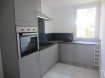 Appartement Location 2 chambres à Rombas - 590 € c.c. * En raison du protocole sanitaire renforcé, merci de nous envoyer par mail à locatransac.moors@gmail.com, les informations suivantes :- nom, prénom, numéro de téléphone ;- composition du foyer (nombre de personnes) ;- emploi actuel occupé (pour chaque occupant) ;- type de contrat et date de démarrage (et date de fin si CDD / intérim) ;- revenus professionnels par occupant (après impôts).- - - - - - - - - -APPARTEMENT DISPONIBLE EN JUIN 2021Au 2ème étage d'une petite copropriété , appartement de type F3 de 55.90m² habitables entièrement refait en 2018, composé d'une entrée, séjour, cuisine équipée, 2 chambres, salle de bains, toitlettes séparés. Loué avec une cave privative.Double vitrage PVC, chauffage individuel electrique.- - - - - - - - - -