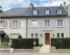 Maison mitoyenne Location 3 chambres à Luxembourg-Limpertsberg - 5 700 € SIGELUX Real Estate vous propose une belle maison entièrement rénovée offrant un confort moderne et chaleureux.
La maison se compose:
RDC:
Hall d'entrée, Living, Cuisine équipée, W.C. séparé, terrasse
1ier étage:
2 chambres à coucher avec salle de douche commune
2e étage:
chambre parentale avec dressing et salle de bains
rez de Jardin:
1 bureau/chambre, 1 bibliothèque - grande terrasse
1 emplacement voiture intérieur
Finitions haut de gamme, armoires encastrés
Alarme
Loyer: 5.700.-€
Pour tous renseignements supplémentaires ou pour convenir un rendez-vous pour une visite, n'hésitez pas à nous contacter.