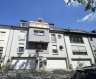 Appartement Vente 1 chambre à Luxembourg-Hamm - 660 000 € L'agence immobilière Christine SIMON, vous présente en exclusivité un véritable coup de coeur, un appartement de 57,39 m2 partiellement meublé avec sa terrasse et son jardin privatif au premier étage d'une Résidence construite en 2004 avec un passeport énergétique E-E. Triple vitrage, chauffage au sol.
Il se compose comme suit:
Hall d'entrée de 4,18 m2, séjour avec cuisine équipée ouverte donnant sur une très belle terrasse entièrement refaite en juillet 2018 et un jardin d'une surface utile de 59,15 m2, (orientation Nord-est).
Dans le séjour restera le meuble fixé au mur et le petit meuble dans le hall.
Une chambre à coucher de 16,30 m2 qui restera entièrement meublé.
Une salle de douche de 6,93 m2 avec grande armoire à porte coulissante qui restera également.
L'appartement ne dispose pas de garage, mais il est possible d'en louer un emplacement à 150 €.
Pour de plus amples renseignements ou une visite de l'appartement n'hésitez pas à contacter l'Agence immobilière Christine SIMON au numéro 621 189 059 ou par mail au cs@christinesimon.lu - visitez notre site internet: www.christinesimon.lu
Nous sommes en permanence à la recherche de maisons, appartements ou terrains pour nos clients, veuillez nous contacter pour estimer votre bien avant de le mettre en vente, estimation précise par un expert agréé si vous le souhaitez?
Ref agence :Appartement Hamm