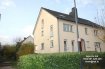 Maison jumelée Location 4 chambres à Strassen - 3 300 € Belle et spacieuse Maison Située dans une rue sans issue !
au 22, rue Michel Rodange à Strassen
Comprenant : Grand Living Sortie directe sur une terrasse
et sur le jardin orientation Sud
Cuisine équipée fermée ,
WC séparé , deux Salles de bains , et 4 Chambres à coucher .
Caves et garages.