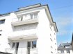 Appartement Location 2 chambres à Luxembourg-Belair - 1 900 € LUXEMBOURG-BELAIR, rue Charles Arendt, quartier tranquille et très résidentiel, bel appartement de 85m2 au premier étage avec ascenseur, rénové entièrement en 2017 et comprenant : hall d'entrée avec placard sur mesure, living, cuisine équipée séparée avec accès balcon de 8m2, une salle de douche avec douche à l'italienne et WC, chambre parentale donnant sur balcon, une chambre double, garage fermé, cave/buanderie attenante au garage au -1, triples vitrages
Libre le 15 septembre, entièrement repeint à neuf, bail de deux ans minimum.
Contact et visites : Rosalba MAITRE, téléphone : 691 550 189