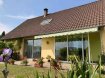 Maison Vente 2 chambres à Kienheim - 267 500 € KIENHEIM - Sur la colline en bordure du village - Vue exceptionnelle
Au calme, belle maison de 5 pièces disposant d'un grand jardin avec une vue magnifique sur le Kochersberg et la plaine d'Alsace.
Au rez-de-chaussée : entrée, salon/salle à manger, cuisine équipée avec coin-repas donnant sur la veranda, wc invités, un bureau.
Au 1er étage : un grand palier faisant office de bureau, deux chambres avec placards, une salle de bains, un wc.
Au sous-sol : un garage double, deux caves, un dégagement.