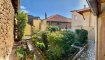 Maison Vente 4 chambres à Fontoy - 149 500 € Maison jumelée - FONTOY. ***** SOUS OFFRE ***** Sans tarder, venez découvrir cette grande maison familiale située au calme dans une rue piétonne sur la commune de FONTOY, vous serez charmés par ses volumes et sa luminosité. Elle se présente sur deux étages, le rez de chaussée comprend une entrée, une salle à manger, un salon, une cuisine (ancienne) et une salle d'eau avec WC. Le 1er étage dispose d'une grande chambre parentale avec sa salle de bain et son WC et d'une deuxième chambre. Au dernier étage vous découvrirez une chambre spacieuse et son espace dressing et une autre chambre ou salle de jeux... En extérieur vous profiterez d'une terrasse carrelé et entretenue, d'un espace potager et d'un endroit « détente » à aménager. Pour finir, un atelier (2 pièces aménagées) est accessible depuis la terrasse. Le bien possède une cave, des places de parking sont disponibles dans la rue. Proche frontière et accès direct A30. Pour plus d'informations, veuillez contacter Sophie au 06.59.77.48.67 ou au 03.82.53.52.94 ainsi que par mail à agence@ccimmobilier.com Dans le cadre de votre recherche, n'hésitez pas à consulter notre site www.ccimmobilier.com afin de voir toutes nos offres.