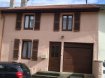 Vente - Maison à Fameck prix : 135 000 € Maison F6 de 150 m² sans jardin comprenant : entrée, cuisine équipée 16 m², salon séjour 35 m², 4 chambres 12+14+16+20 m², salle de bains carrelée avec douche et baignoire, grande cave voutée de 60 m² et un grenier aménageable de 100 m², chauffage au gaz, double vitrage pvc.